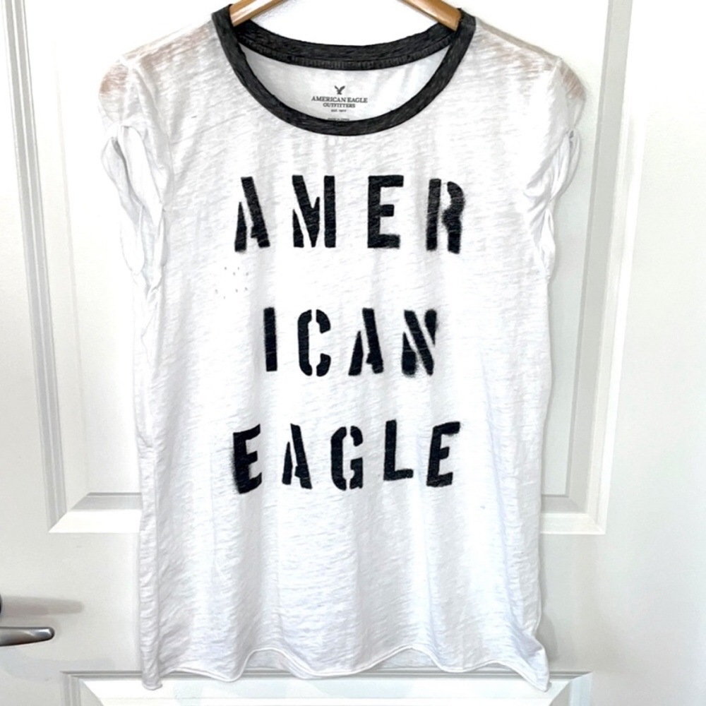 NWT American Eagle 🦅 white distressed Tee OS